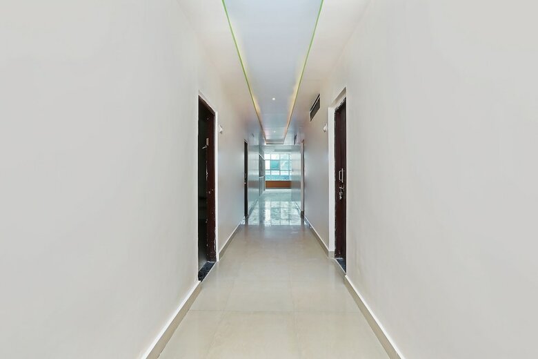 Hotel Oyo 24623 Chetana Residency