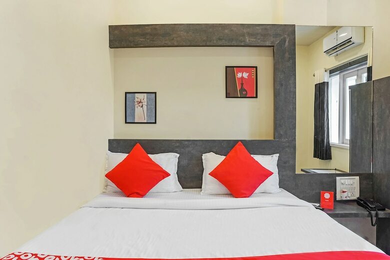 Hotel Oyo 13363 Summer Palace