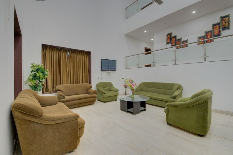Hotel Oyo 27740 Anantha Residency