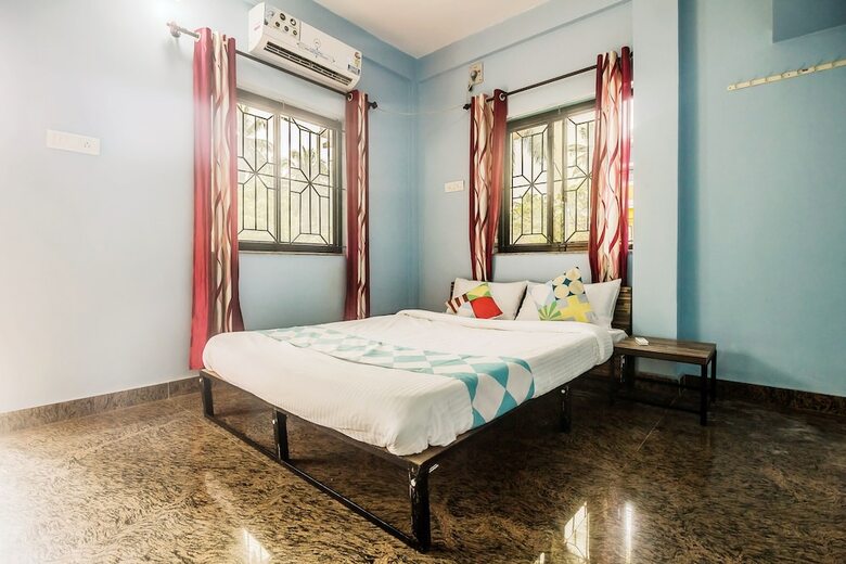 Oyo 19176 Home River View 2bhk Siolim