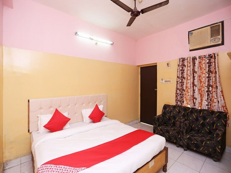 Oyo 24845 Hotel Bhaba Lakshmi