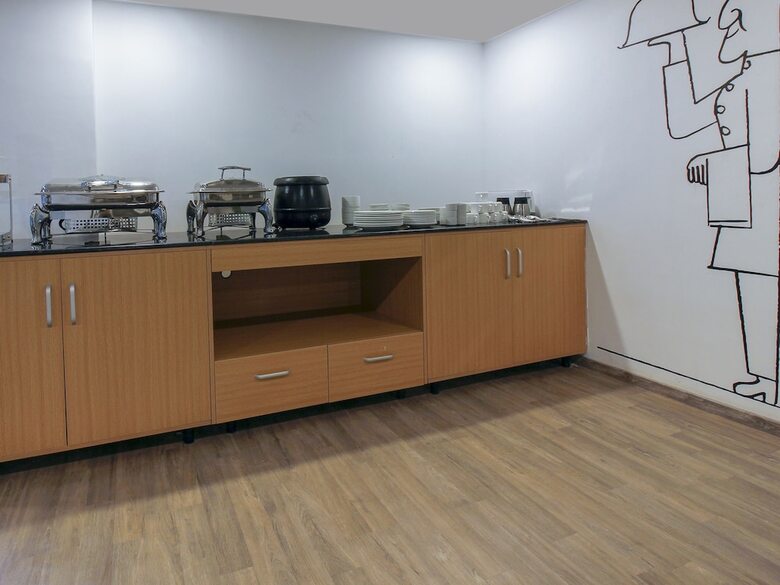 Hotel Oyo 17209 Silverkey Malikarjuna Residency Gachibowli