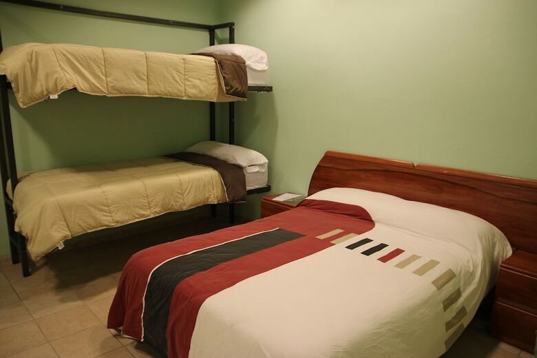 Hostal Albergue La Rectoria D'albany�
