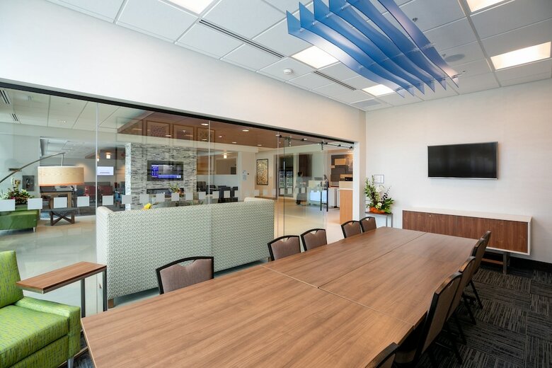 Hotel Holiday Inn Express Lethbridge Southeast