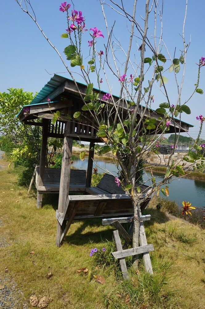 Hotel Reunmai Sametngam Resort