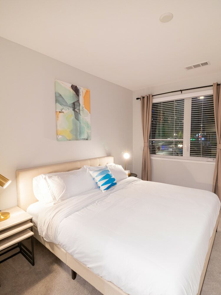 Kasa Menlo Park North Apartments
