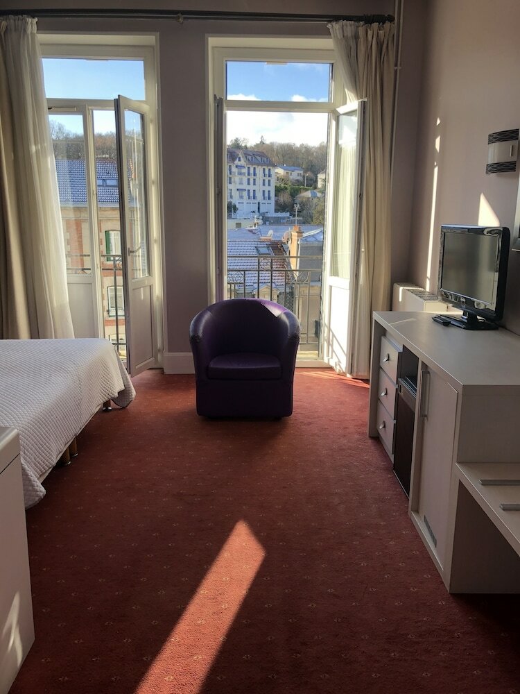 Hotel De Paris