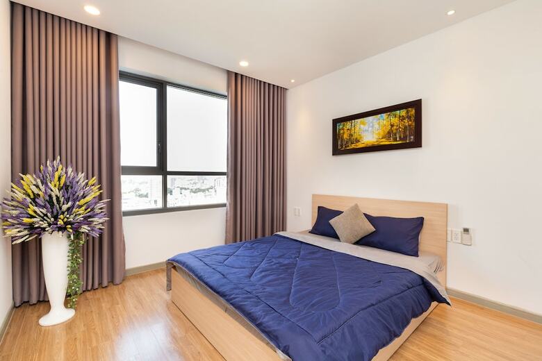 Mino Lee Apartment
