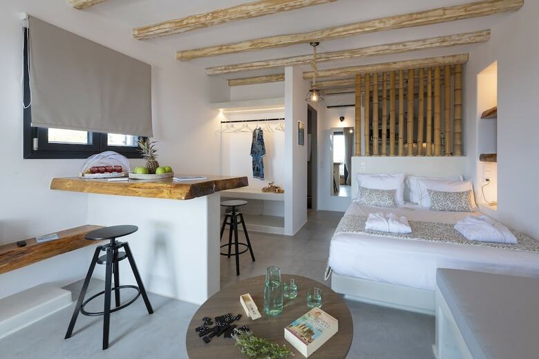 Apartamentos Aelia Suites Milos