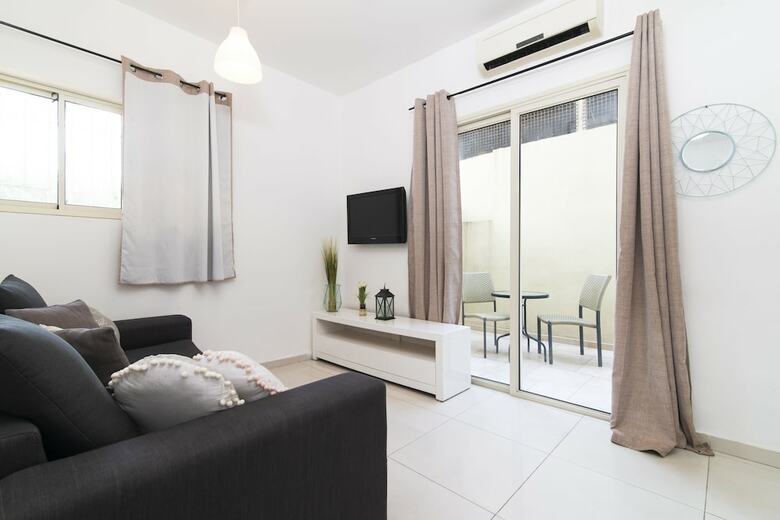 Apartments In Ha Kerem