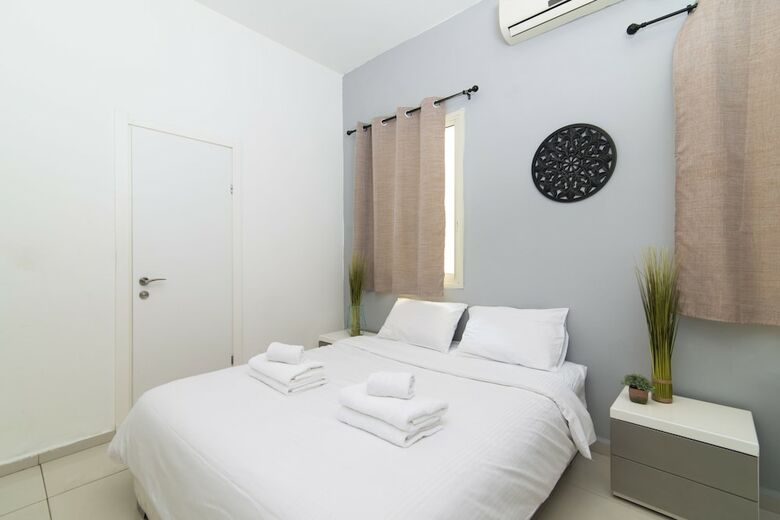 Apartments In Ha Kerem