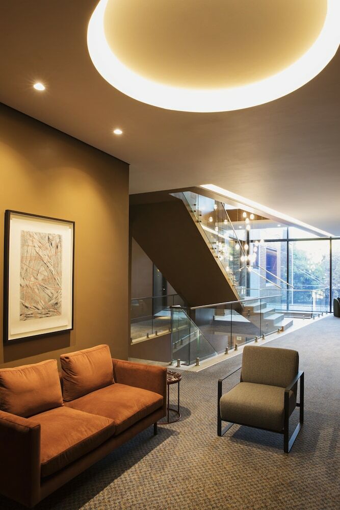 Home Suite Hotels Rosebank