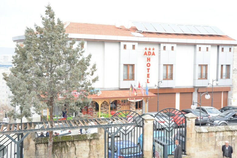 Ada Hotel