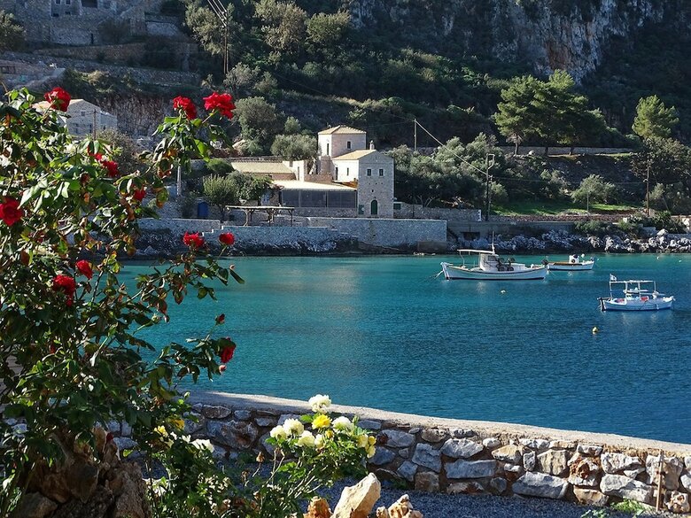 Villa Sofia Limeni Seafront