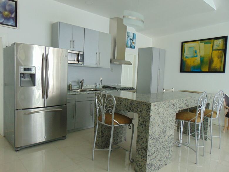 Apartamentos Modern Townhome Prime Location