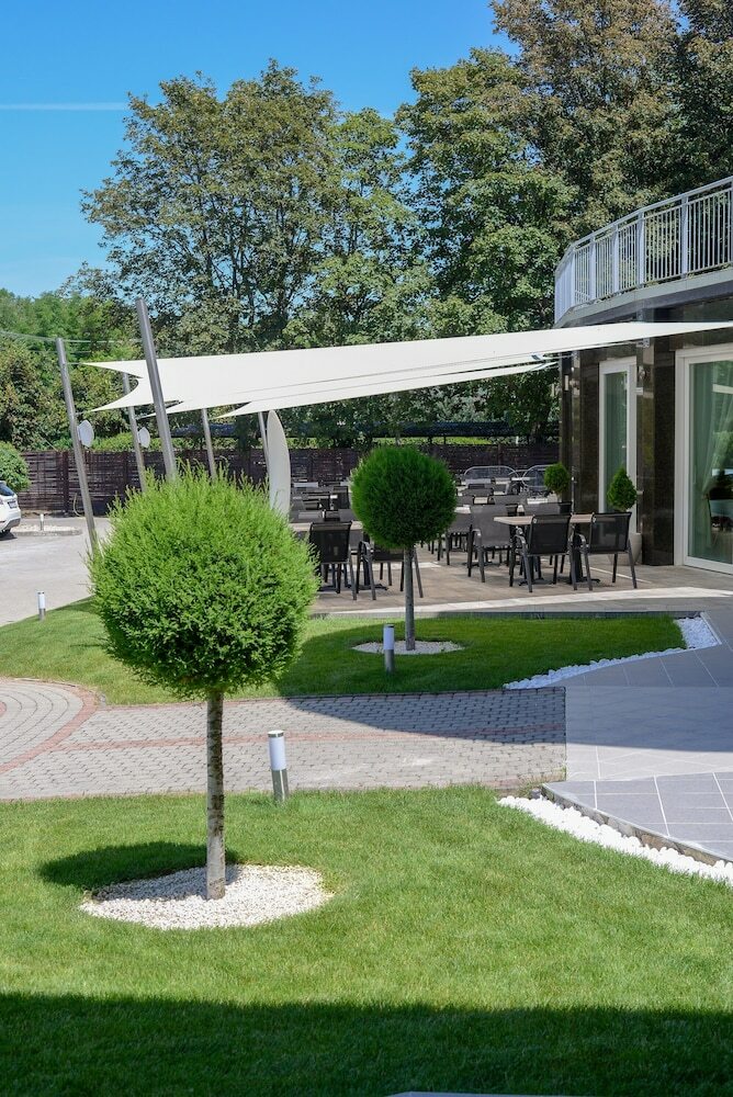 Hotel Holiday Resorts