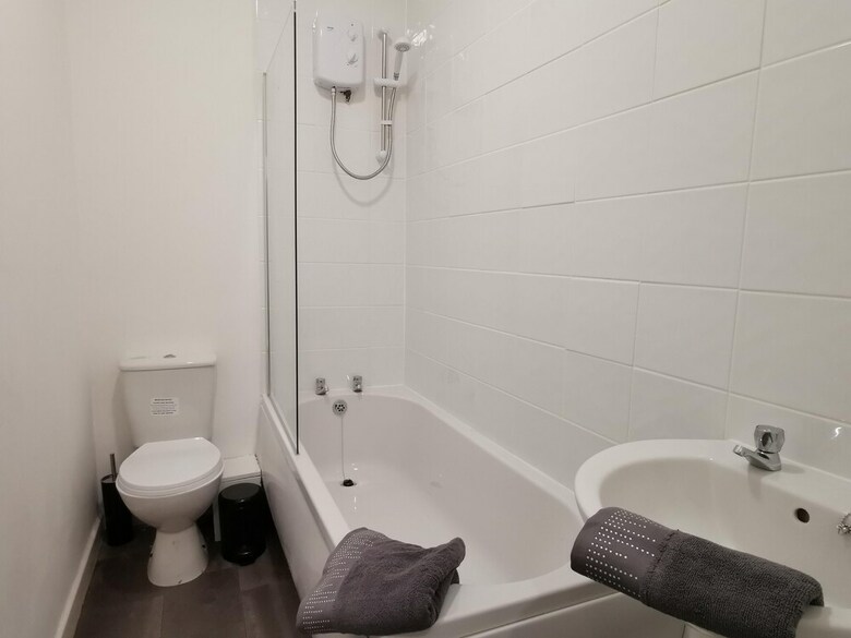 Cr Apartments Anfield