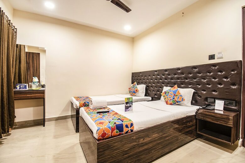 Hotel Fabexpress Lions India