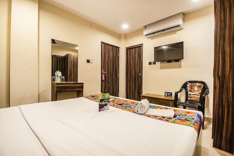 Hotel Fabexpress Lions India
