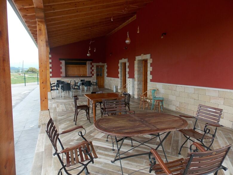 Hostal Albergue La Cala