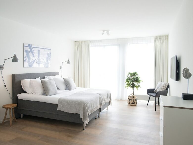 Bizstay Harbour Scheveningen Apartments