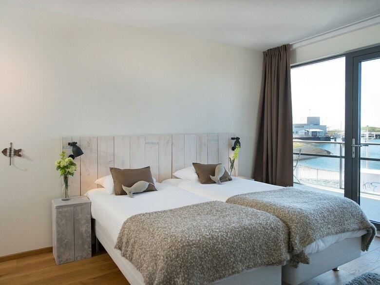 Bizstay Harbour Scheveningen Apartments
