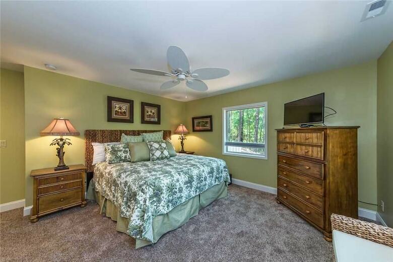 Slack Tide 6 - Four Bedroom Condo
