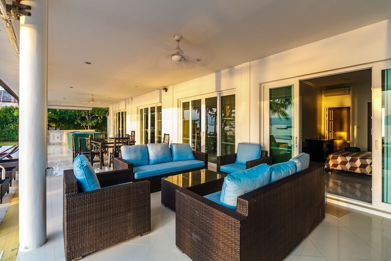 On The Beach Villa By Lofty