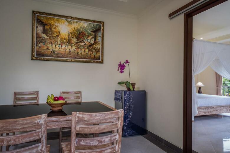Puri Astina Villa