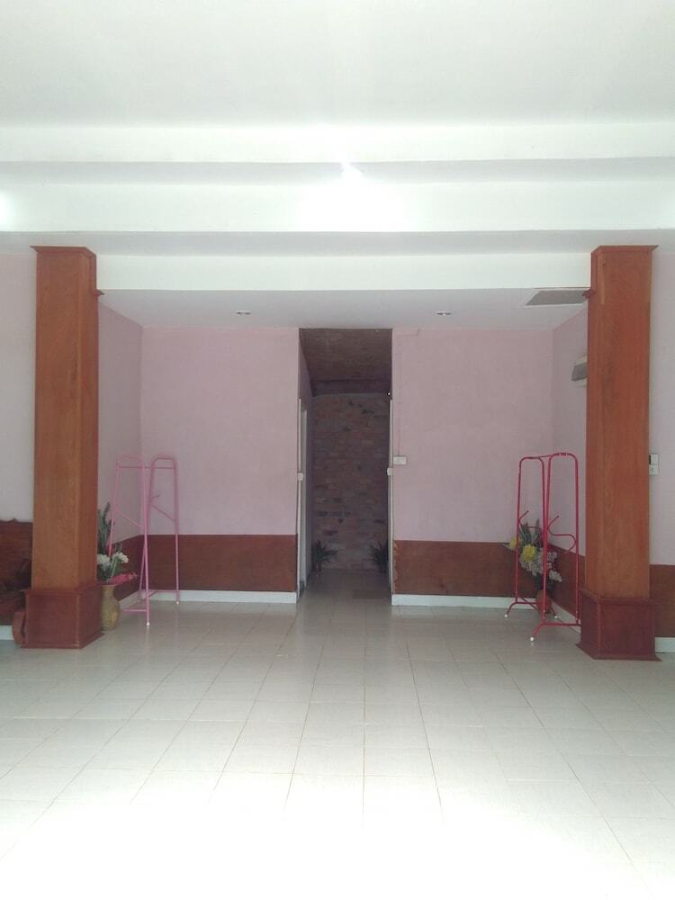 Hotel Tararine Homes