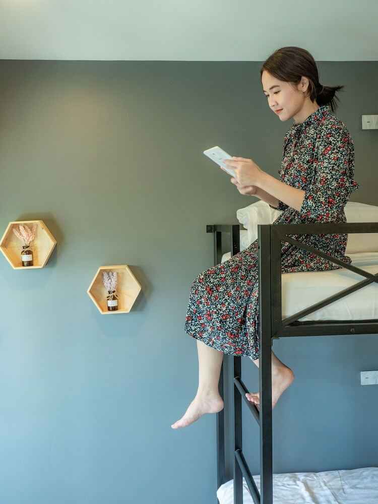 Hostal Ray Coffee Bar & Hostel - Adults Only