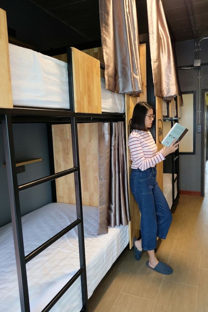 Hostal Ray Coffee Bar & Hostel - Adults Only