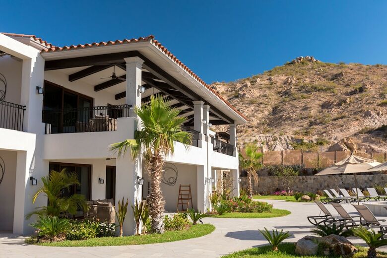 Hotel Live Aqua Private Residences Los Cabos