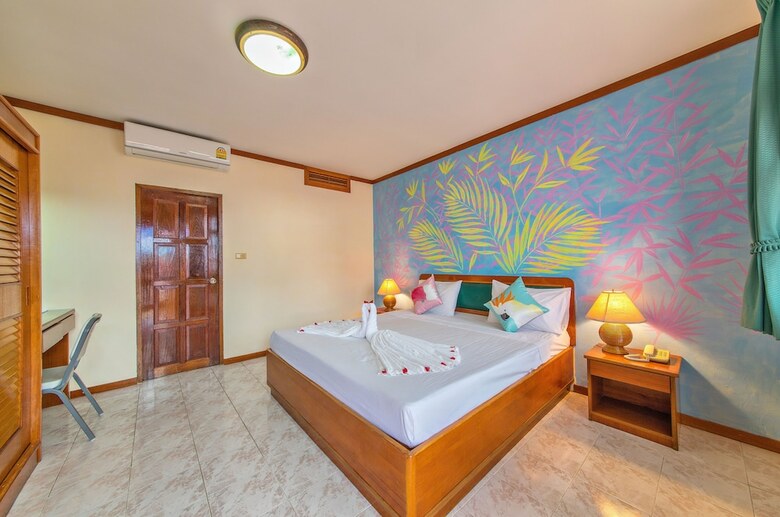 Panda Hotel?patong Beach?