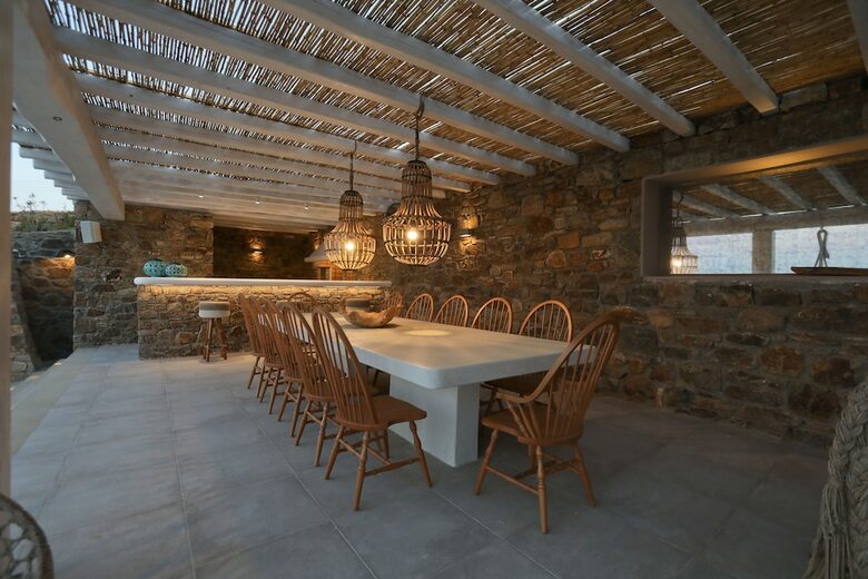 Villa Moonflower