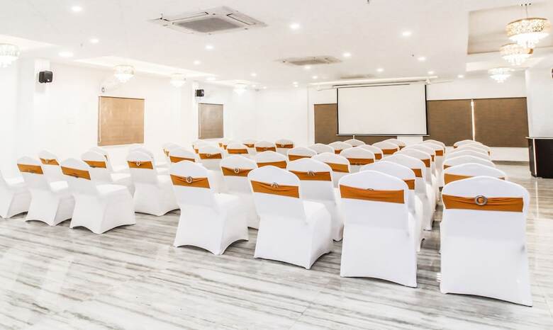 Treebo Trend Hotel A1