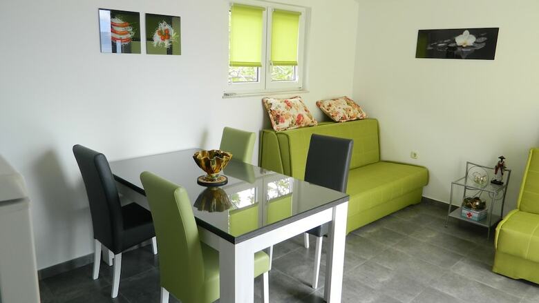 Apartments Marinovic