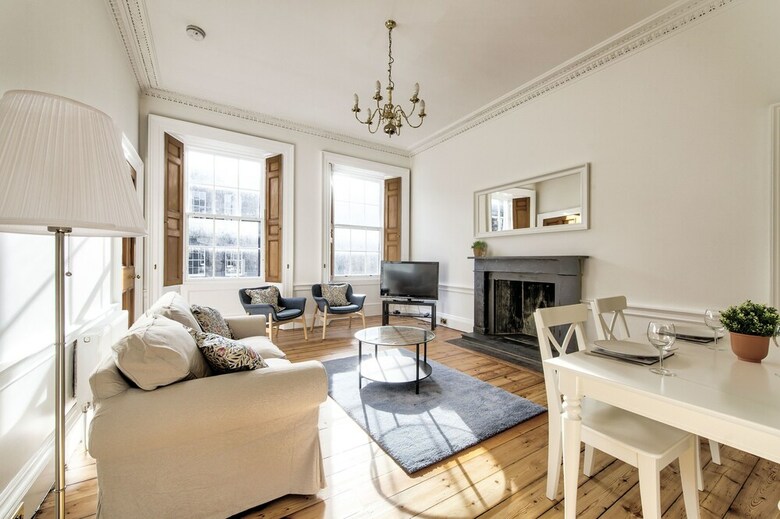 Cumberland - New Town Apartment