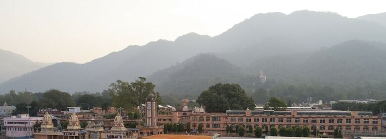 Hotel Modi Yoga Retreat