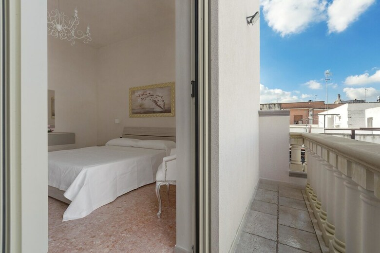 San Pancrazio Suite Apartments