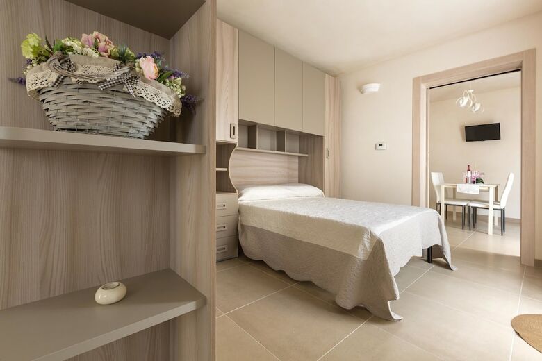 San Pancrazio Suite Apartments