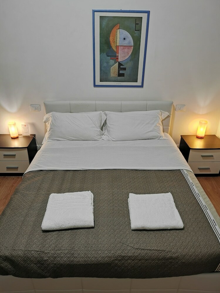 Venice City Apartments