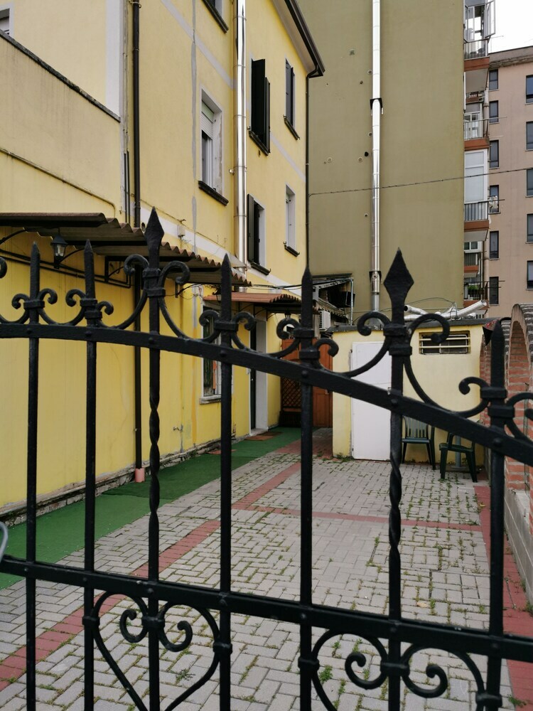 Venice City Apartments