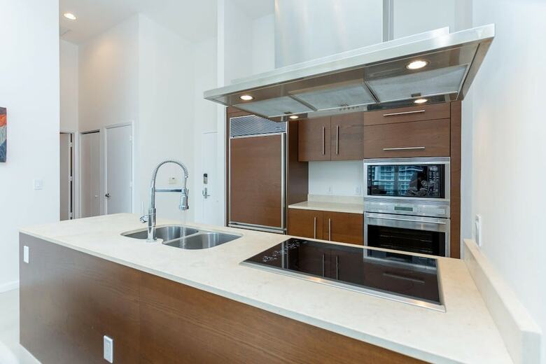 Miami Icon Penthouse By Caema