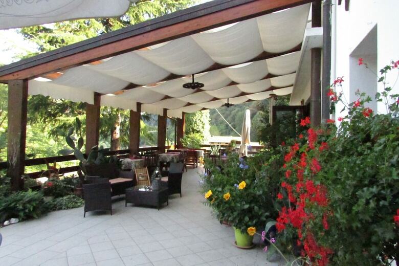 Hotel Albergo Alla Trota
