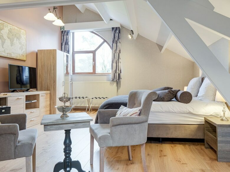 B&B Alury