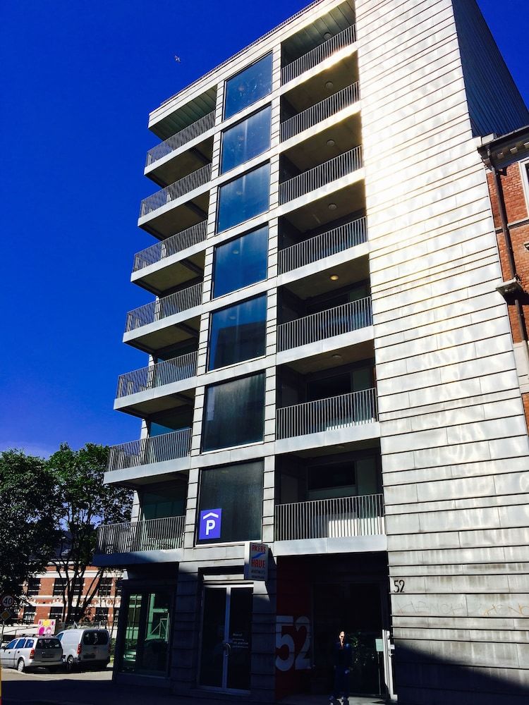 Akers Have Apartments
