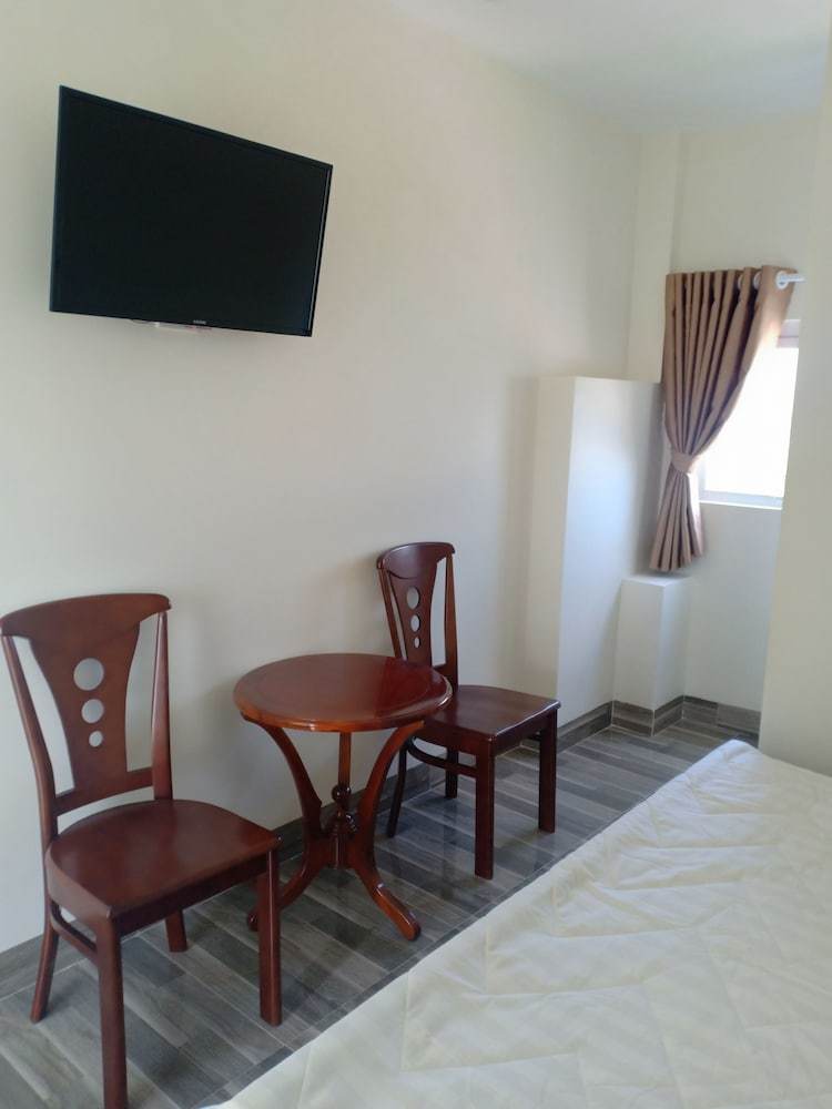 Hotel Khach San Quynh Phat