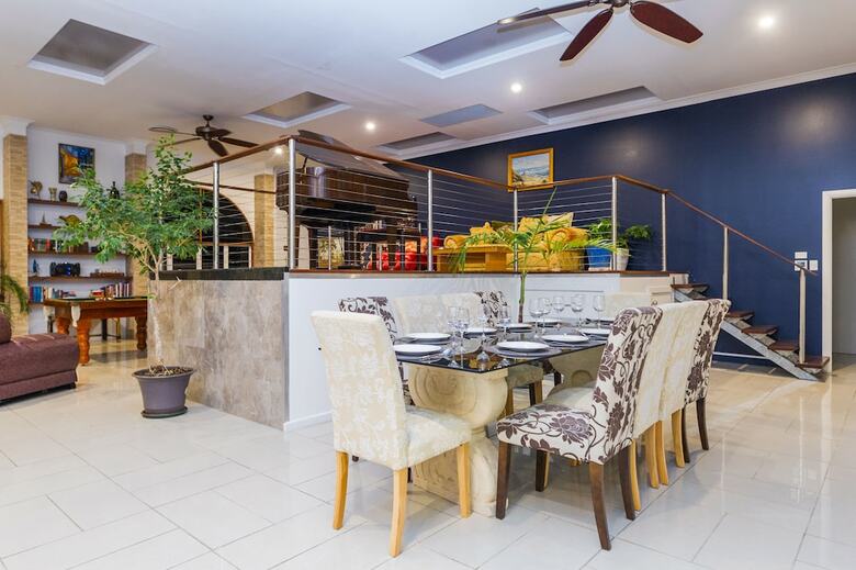 Apartamentos The Penthouse Port Douglas