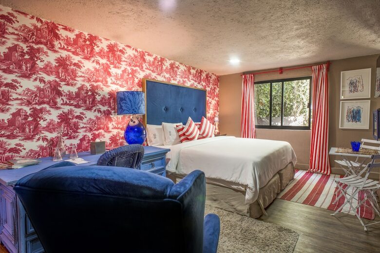Bed & Breakfast Pug Seal Coyoacan